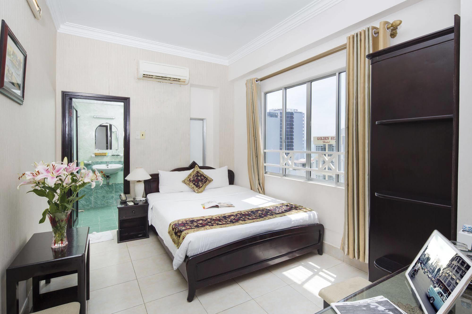 Brandi Nha Trang Hotel Exterior photo
