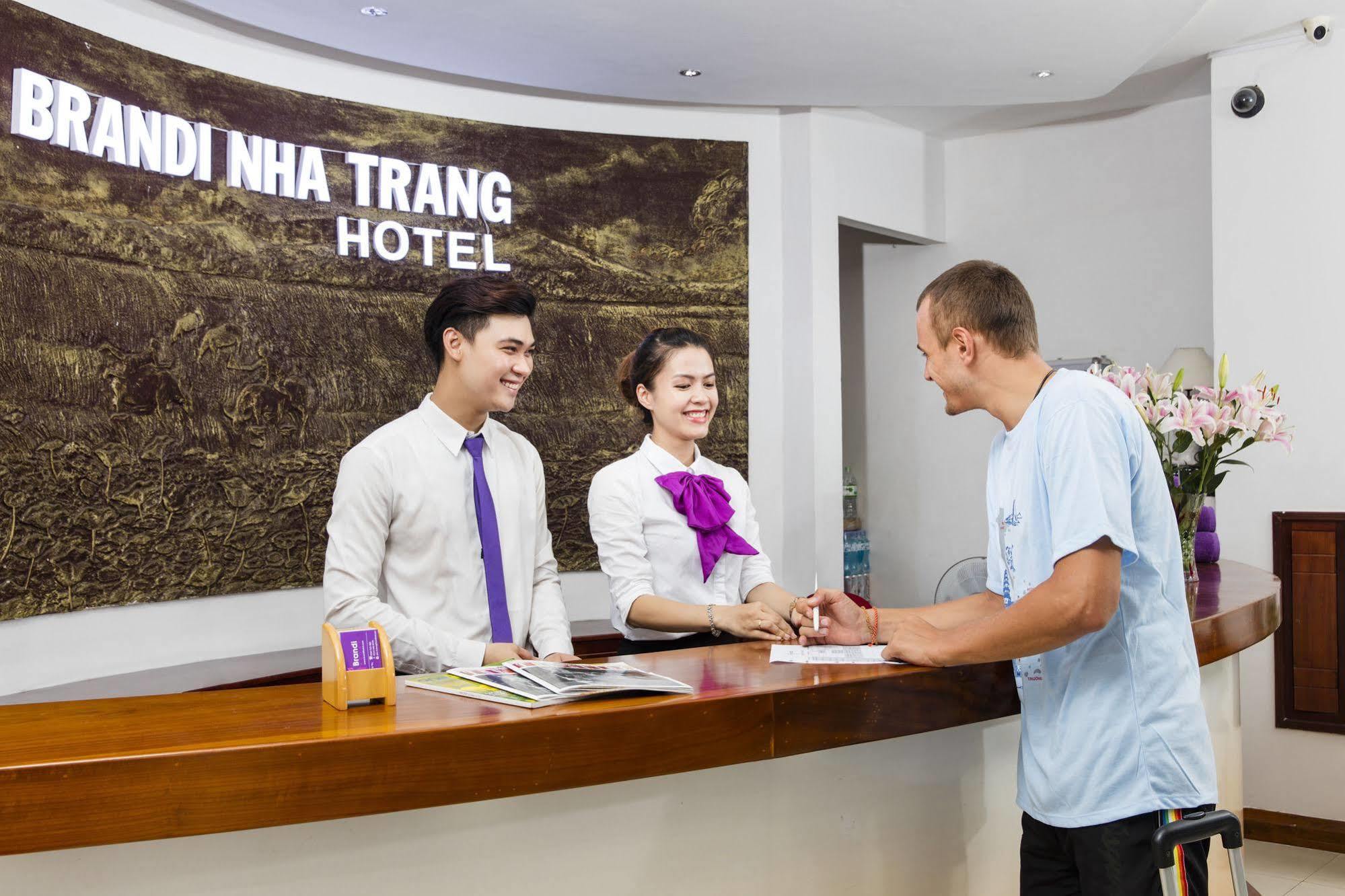 Brandi Nha Trang Hotel Exterior photo